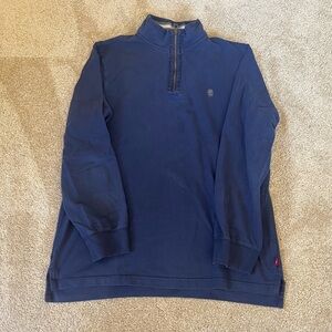 Men’s Izod brand size medium 1/4 zip long sleeve sweatshirt